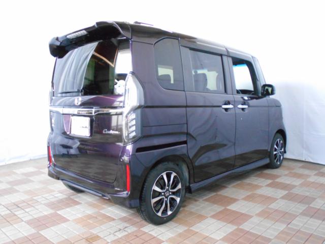 ☆　★　☆　★　　　買　い　取　り　車　ダ　イ　レ　ク　ト　販　売　　　☆　★　☆　★独自買い取りルートによる仕入れ車を販売！ＪＡＡＩ自動車査定士により厳しく車両をチェック！安心してお乗り頂けます