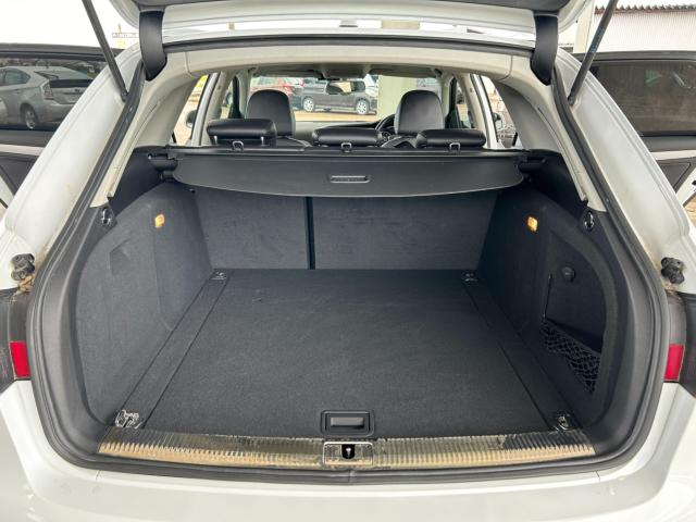 アウディ Ａ４アバント（新潟県新潟市北区）