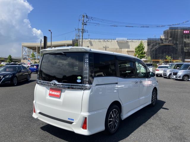 ヴォクシー（新潟県新潟市西区）画像3