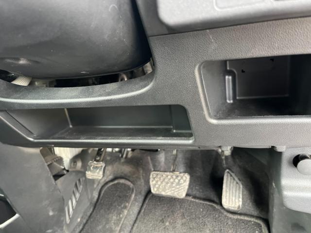 高価買取でお得に乗り換え♪シエルオートワークスはピンクの看板が目印☆高年式車、スポーツカー、セダン車も現金買取致します。他店では買い取りできない車もシエルなら買取OK♪