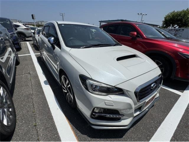 レヴォーグ（新潟県新潟市東区）