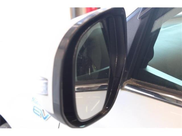 アウトランダーPHEV（新潟県新潟市東区）