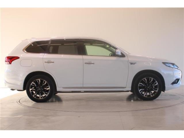 アウトランダーPHEV（新潟県新潟市東区）画像14