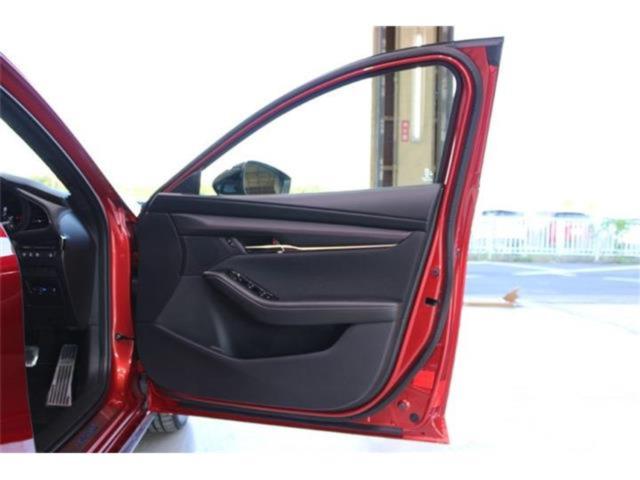 MAZDA3ファストバック（新潟県新潟市東区）