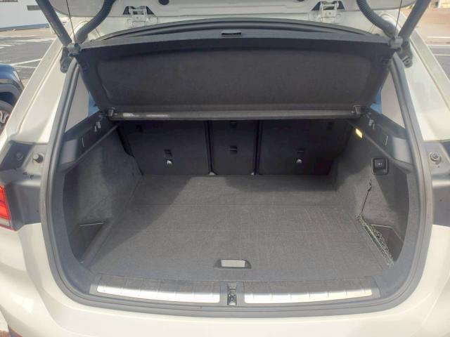 ＢＭＷ Ｘ１（新潟県新潟市東区）
