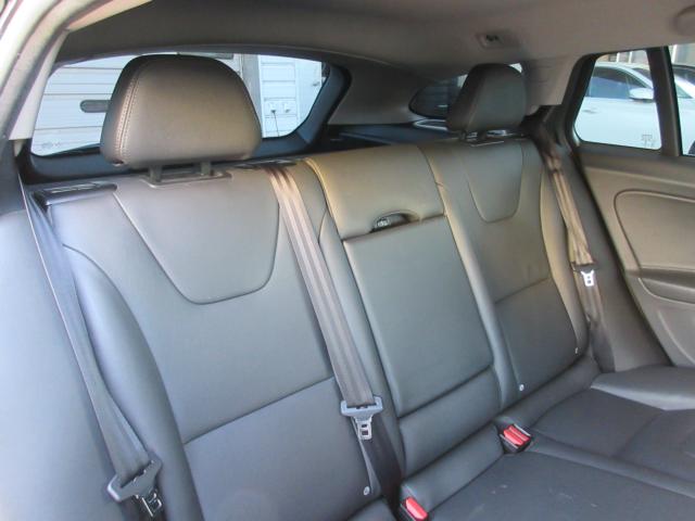 ボルボ V60（新潟県新潟市東区）