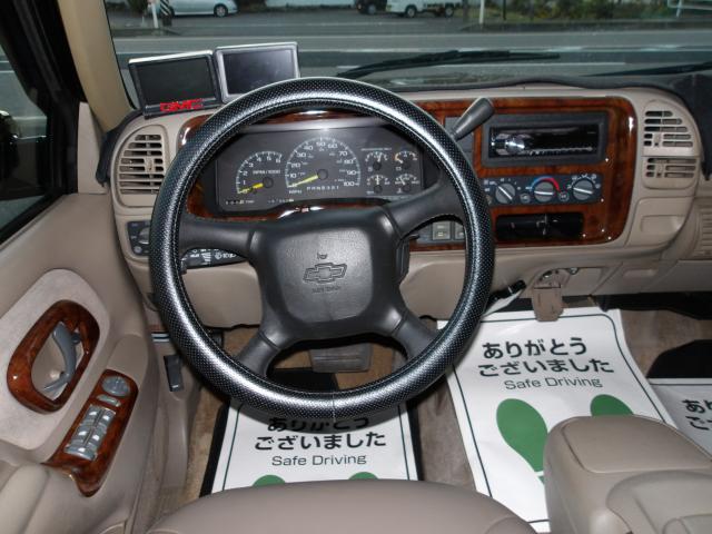 シボレー サバーバン(新潟県新潟市南区)