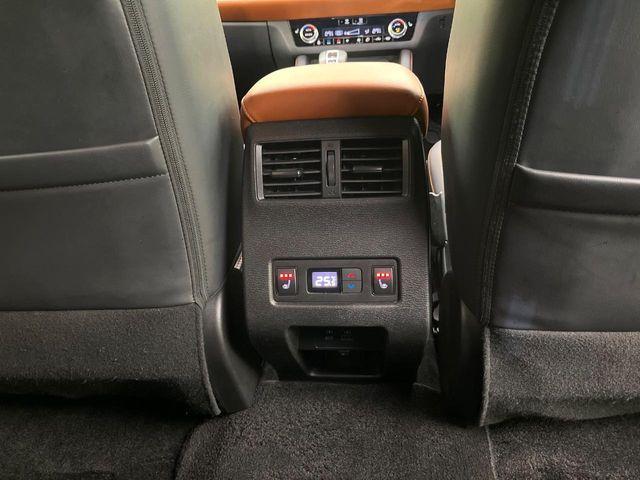 アウトランダーPHEV(新潟県新潟市東区)