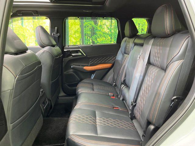 アウトランダーPHEV(新潟県新潟市東区)