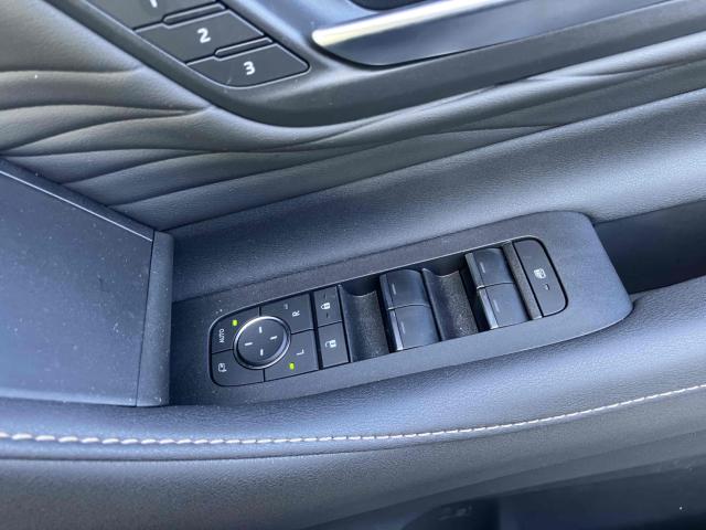 アルファード(新潟県新潟市中央区)