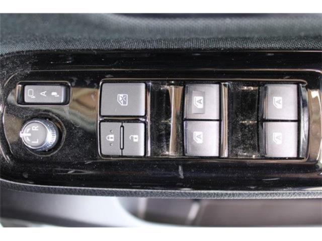 ヴォクシー（新潟県新潟市東区）画像56