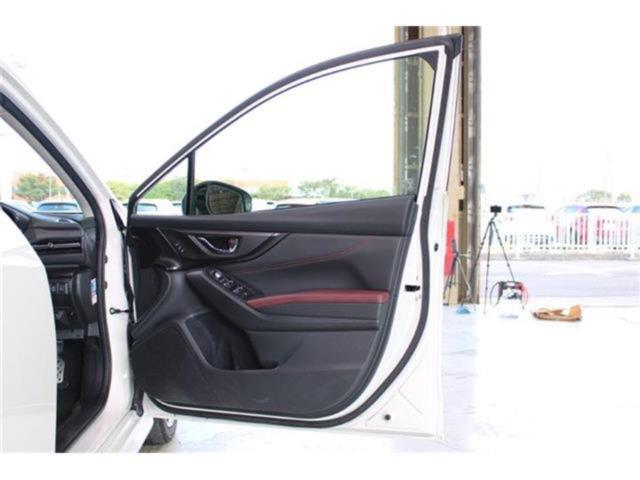 レヴォーグ(新潟県新潟市東区)