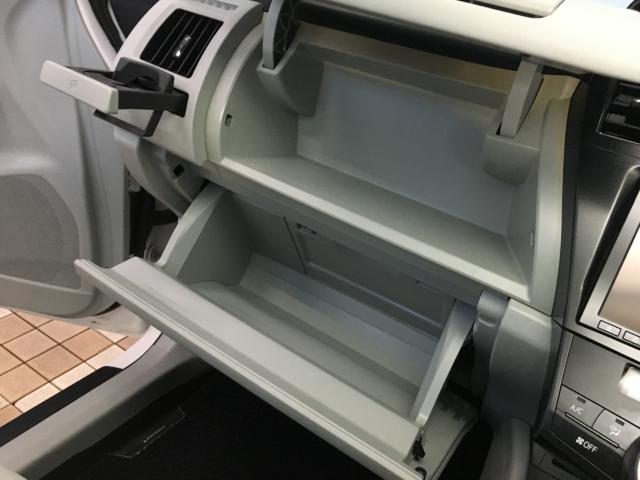 プリウスα(新潟県新潟市西区)