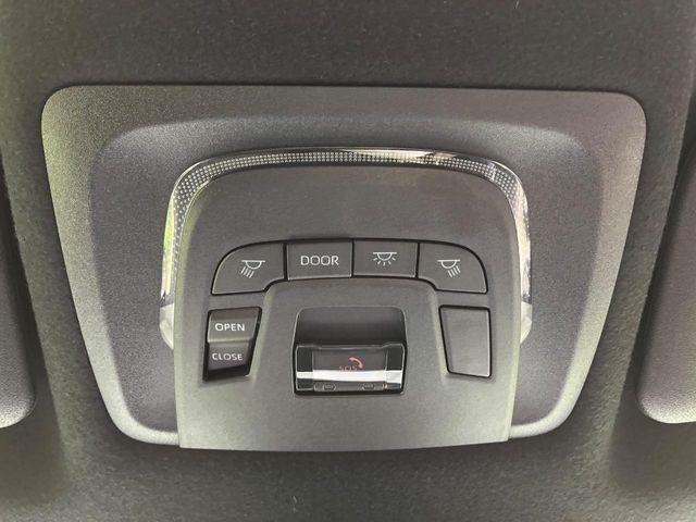 カローラクロス(新潟県新潟市南区)