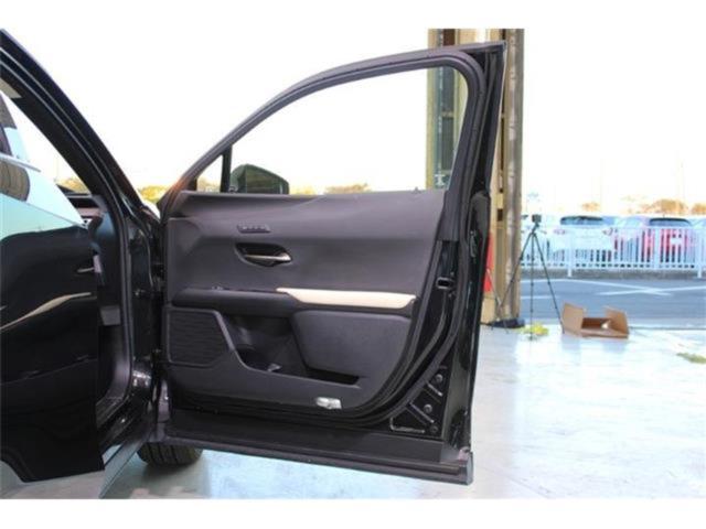 レクサスUX(新潟県新潟市東区)