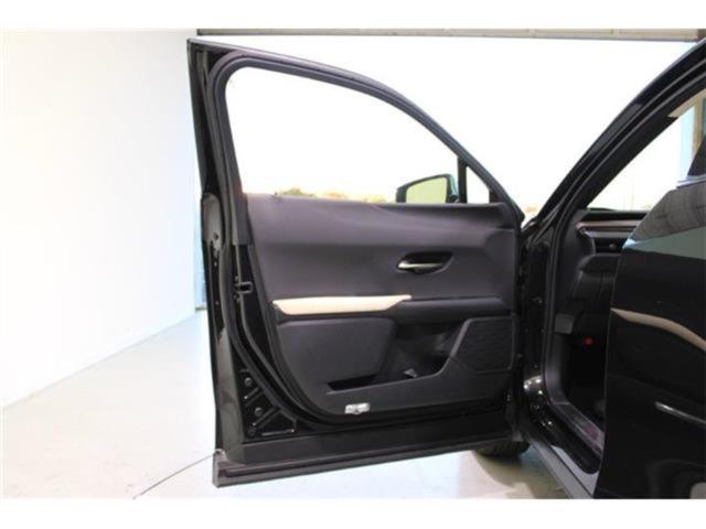 レクサスUX(新潟県新潟市東区)