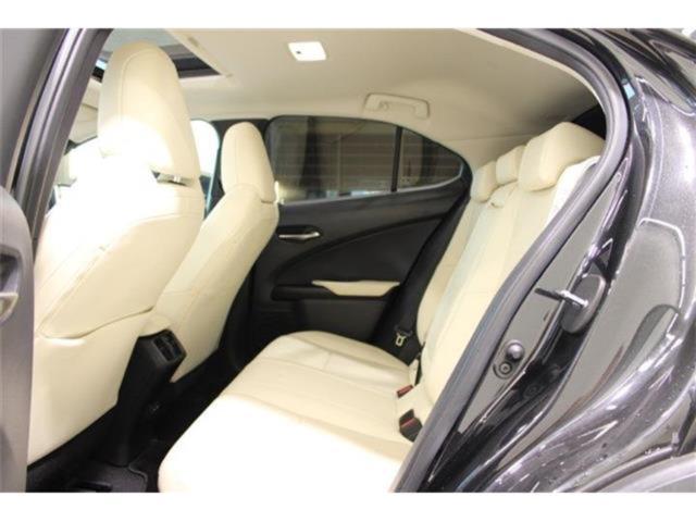 レクサスUX(新潟県新潟市東区)