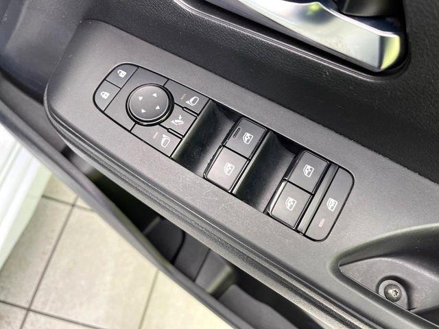 セレナ(新潟県新潟市東区)