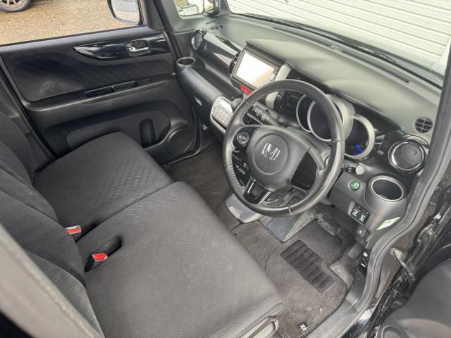 N_BOXカスタム(新潟県新潟市西区)