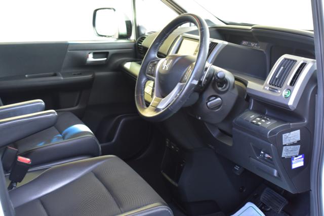 ステップワゴンスパーダ（新潟県新潟市西区）