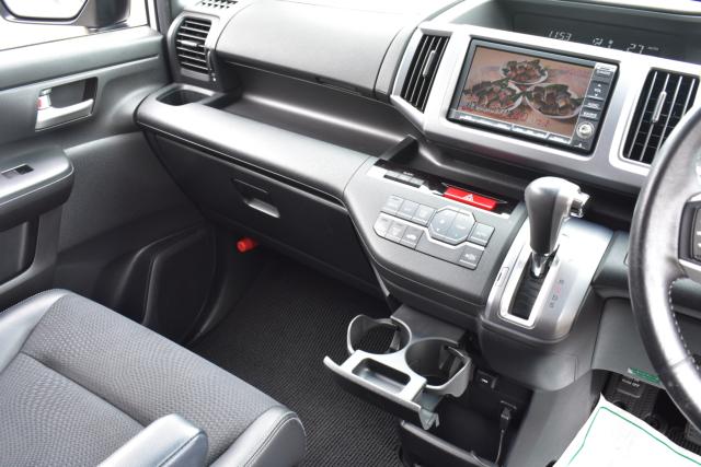 ステップワゴンスパーダ（新潟県新潟市西区）