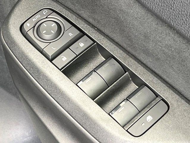 ヤリスクロス(新潟県新潟市東区)