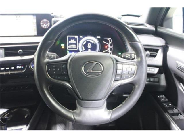 レクサスUX（新潟県新潟市東区）画像4