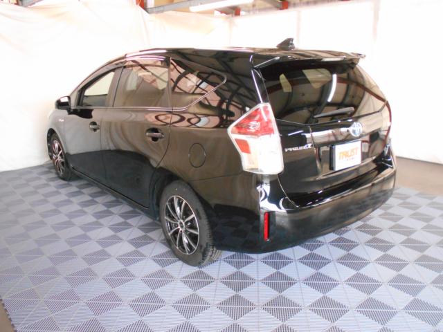 プリウスα(新潟県新潟市南区)