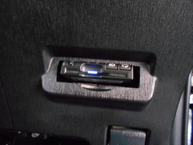 プリウスα(新潟県新潟市南区)