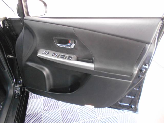 プリウスα(新潟県新潟市南区)