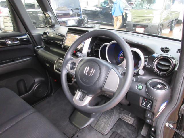 N＿BOXカスタム（新潟県新潟市東区）