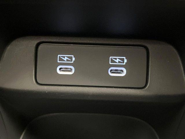 ヴェゼル（新潟県新潟市東区）