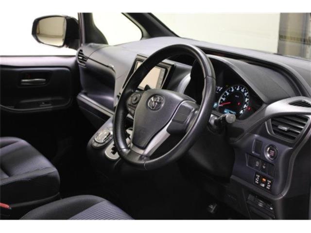 ヴォクシー(新潟県新潟市東区)