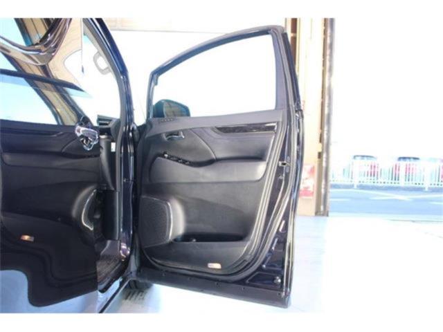 ヴェルファイア(新潟県新潟市東区)