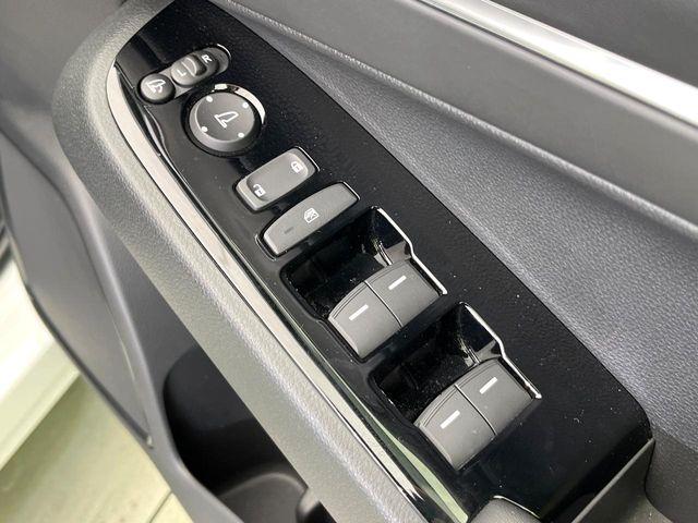 ヴェゼル（新潟県新潟市東区）