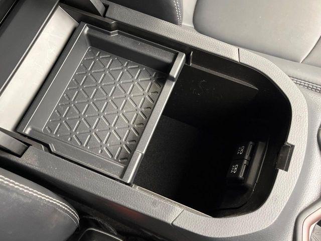 ＲＡＶ４（新潟県新潟市南区）