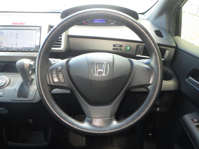 フリードスパイク（新潟県新潟市西区）