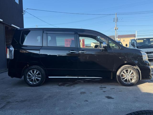 ヴォクシー（新潟県新潟市江南区）画像5