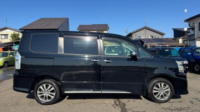 ヴォクシー（新潟県長岡市）画像6