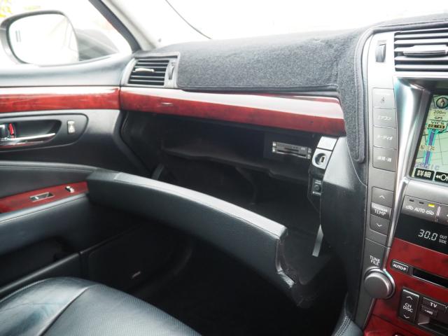 レクサスLS(新潟県新潟市西区)