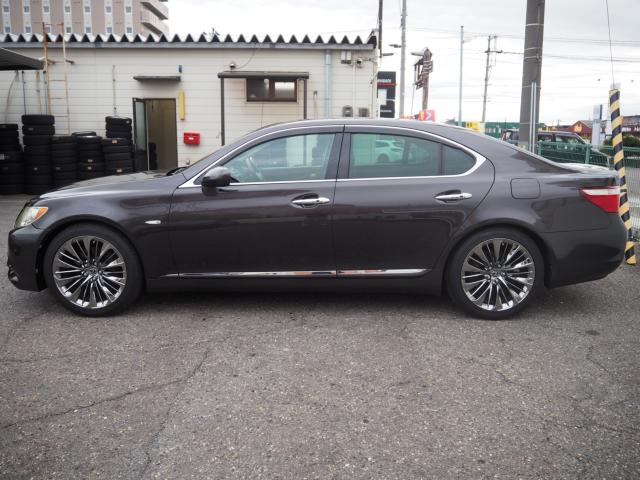 レクサスLS(新潟県新潟市西区)