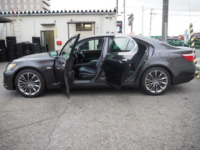 レクサスLS(新潟県新潟市西区)