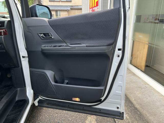 ヴェルファイア(新潟県新潟市南区)