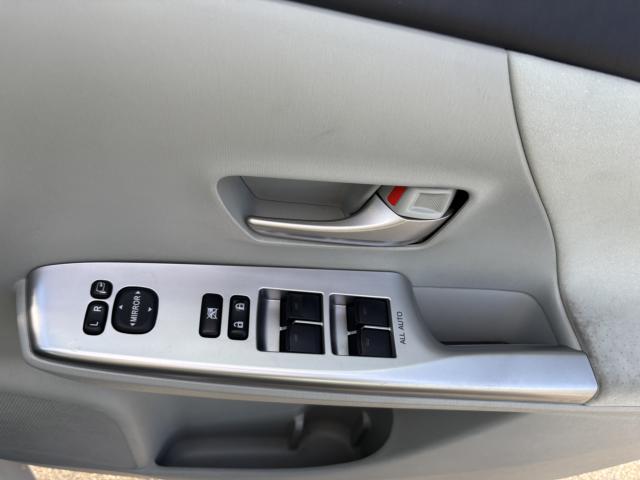 プリウスα(新潟県新潟市西蒲区)