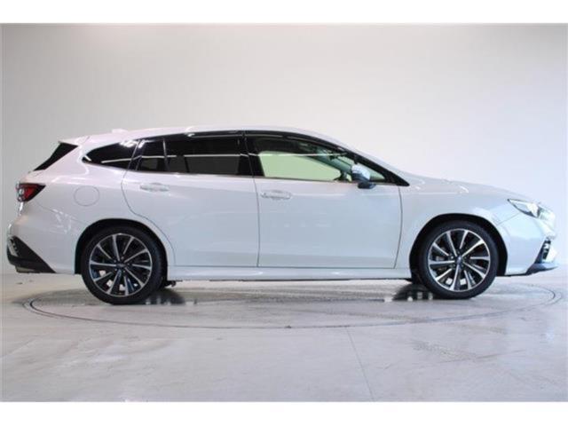 レヴォーグ（新潟県新潟市東区）