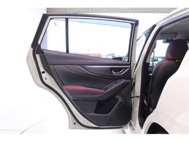 レヴォーグ（新潟県新潟市東区）