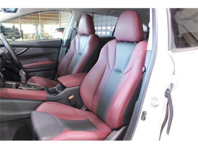 レヴォーグ（新潟県新潟市東区）