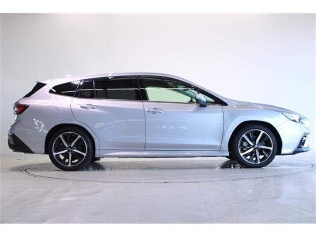 レヴォーグ（新潟県新潟市東区）