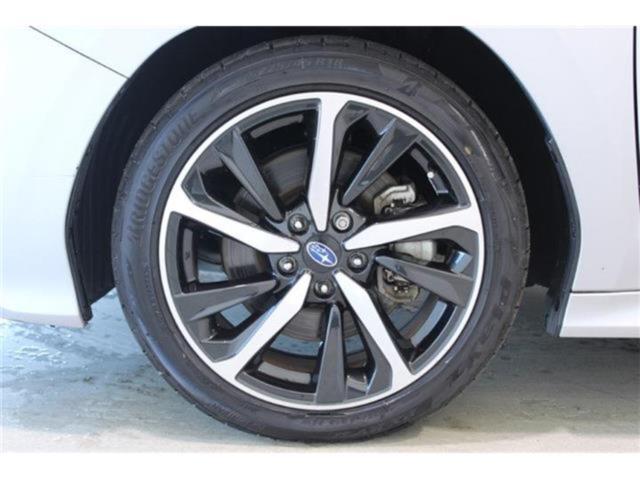 レヴォーグ（新潟県新潟市東区）