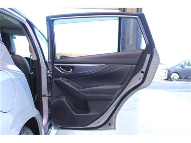 レヴォーグ（新潟県新潟市東区）